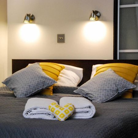 Aparthotel Kadetus Krakow Dış mekan fotoğraf