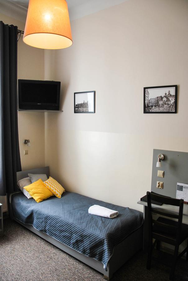 Aparthotel Kadetus Krakow Dış mekan fotoğraf