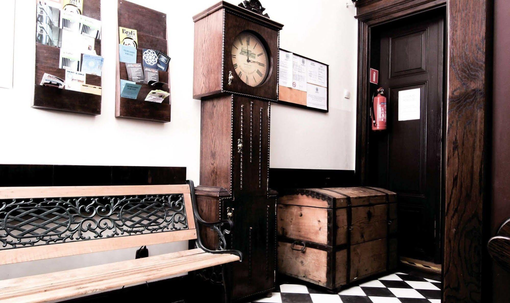 Aparthotel Kadetus Krakow Dış mekan fotoğraf