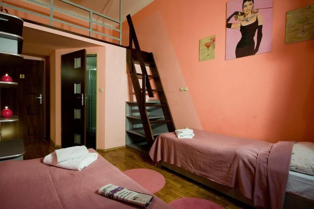 Aparthotel Kadetus Krakow Dış mekan fotoğraf